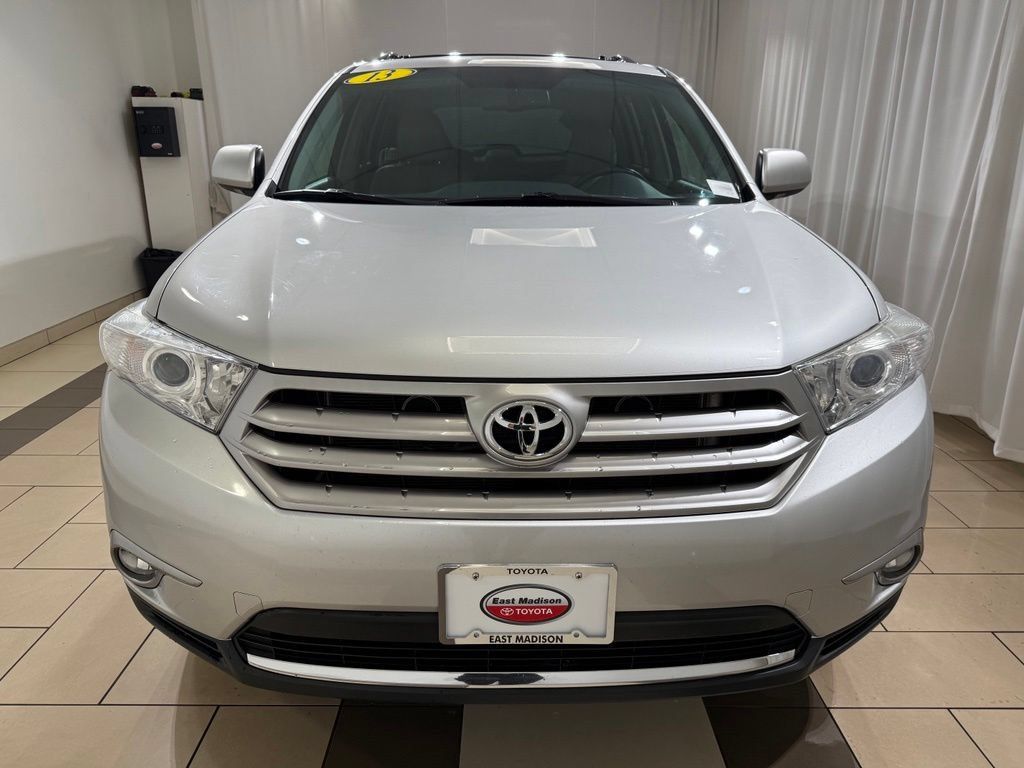 Used 2013 Toyota Highlander Limited AWD/4WD image 8