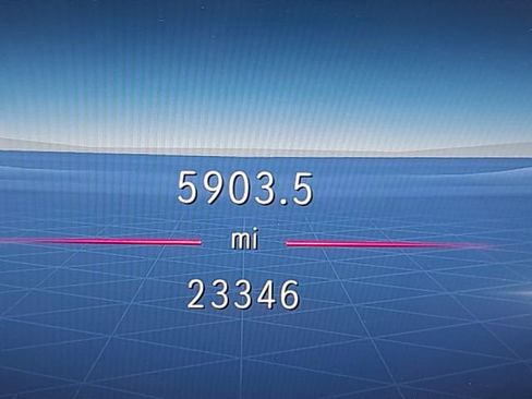 Used 2024 Mercedes-Benz C 300 4MATIC Sedan image 4