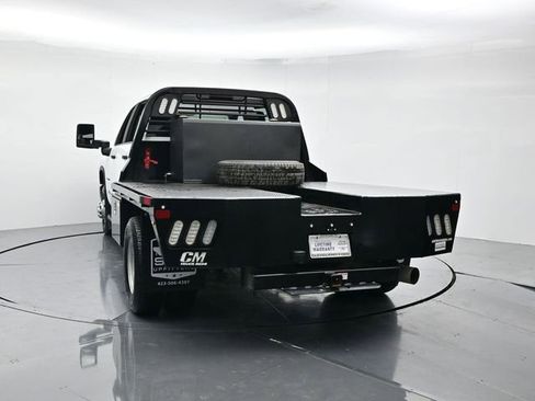 Used 2024 Chevrolet Silverado 3500 W/T image 8