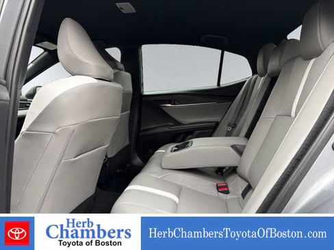 Used 2026 Toyota Camry SE w/ Convenience Package AWD/4WD image 18