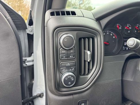 New 2025 GMC Sierra 1500 Pro w/ Pro Value Package AWD/4WD image 8