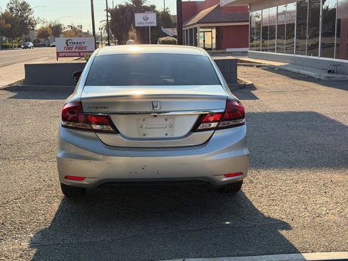 Used 2013 Honda Civic LX image 3