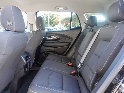 Used 2022 GMC Terrain SLE image 27