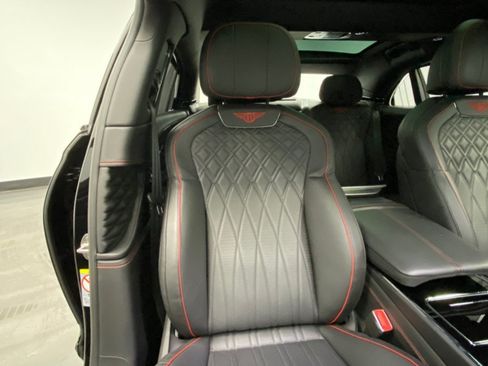 Used 2021 Bentley Flying Spur V8 AWD/4WD image 24