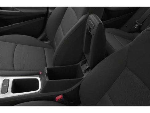 Used 2018 Chevrolet Cruze LS FWD image 18