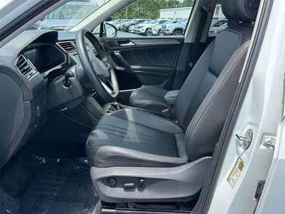 Used 2024 Volkswagen Tiguan SE