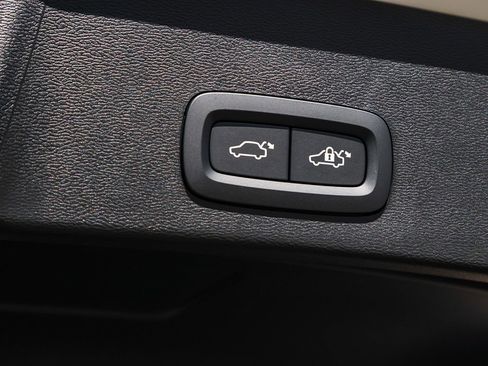 New 2026 Volvo XC40 B5 Ultra w/ Climate Package AWD/4WD image 26