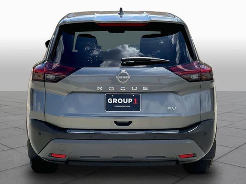 Used 2023 Nissan Rogue SV FWD image 5