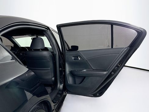 Used 2016 Honda Accord Sport image 27