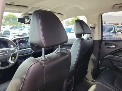 Used 2017 GMC Canyon SLT w/ Driver Alert Package image 13