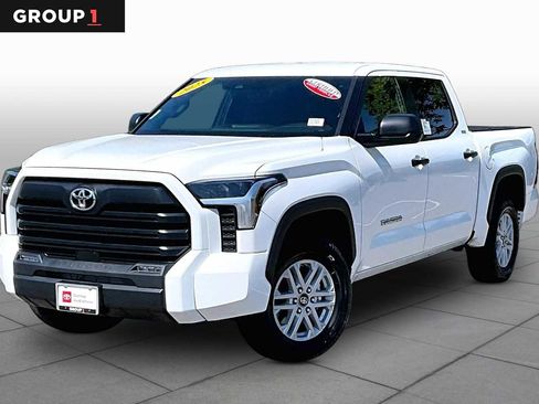 Certified 2025 Toyota Tundra SR5 AWD/4WD image 1