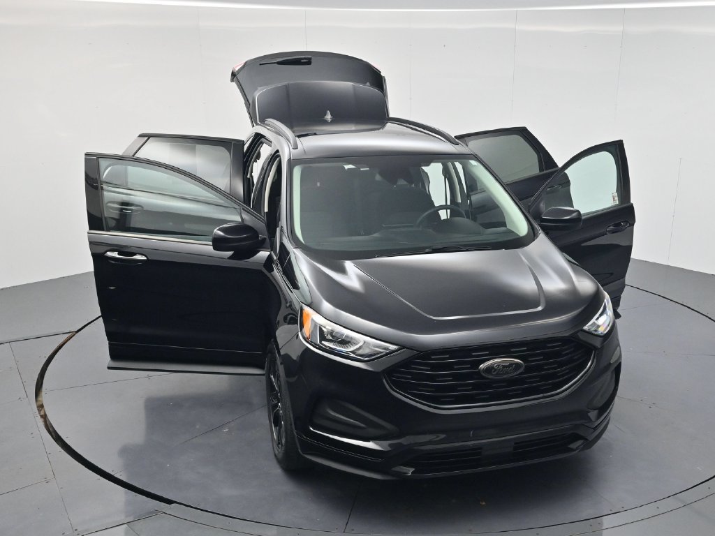 Used 2024 Ford Edge SE w/ Black Appearance Package AWD/4WD image 53