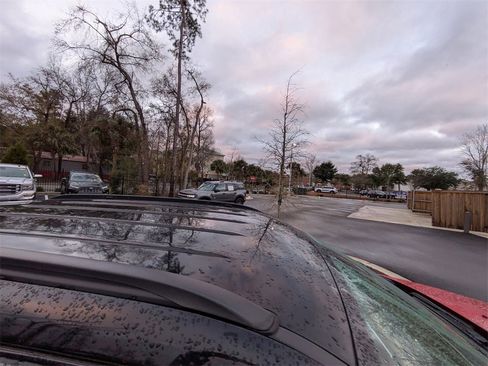 Used 2024 Jeep Compass Latitude w/ Convenience Group image 10