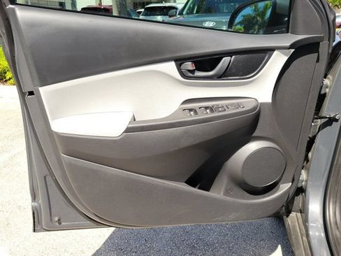 Used 2023 Hyundai Kona SEL FWD image 14