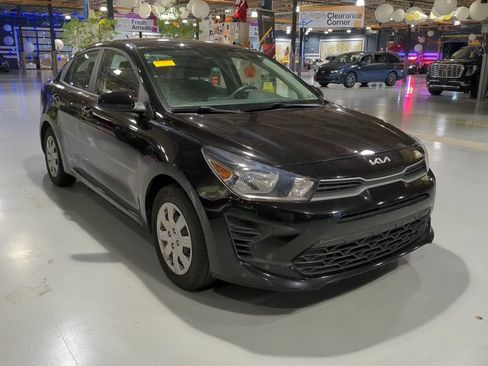 Used 2022 Kia Rio S FWD image 5