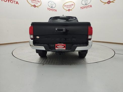 Used 2023 Toyota Tacoma SR5 RWD image 7