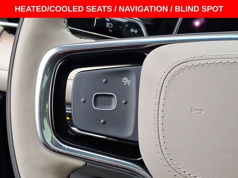 Used 2024 Lincoln Nautilus Reserve w/ Equipment Group 202A image 17