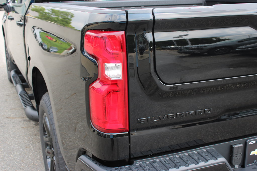 New 2026 Chevrolet Silverado 1500 RST w/ Safety Package AWD/4WD image 36