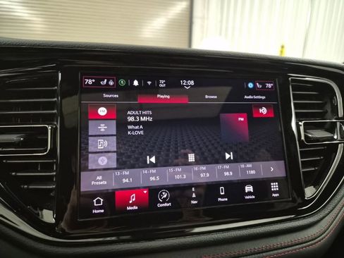 Used 2024 Dodge Durango GT image 34