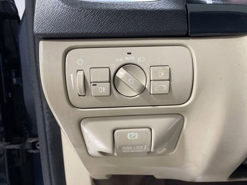 Used 2013 Volvo S60 T5 image 22