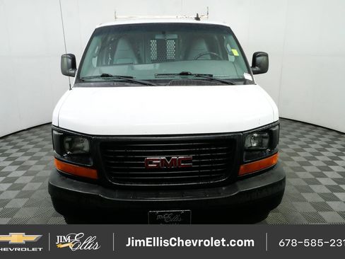Used 2017 GMC Savana 2500 RWD image 21