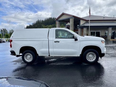 Used 2023 Chevrolet Silverado 1500 W/T RWD image 3