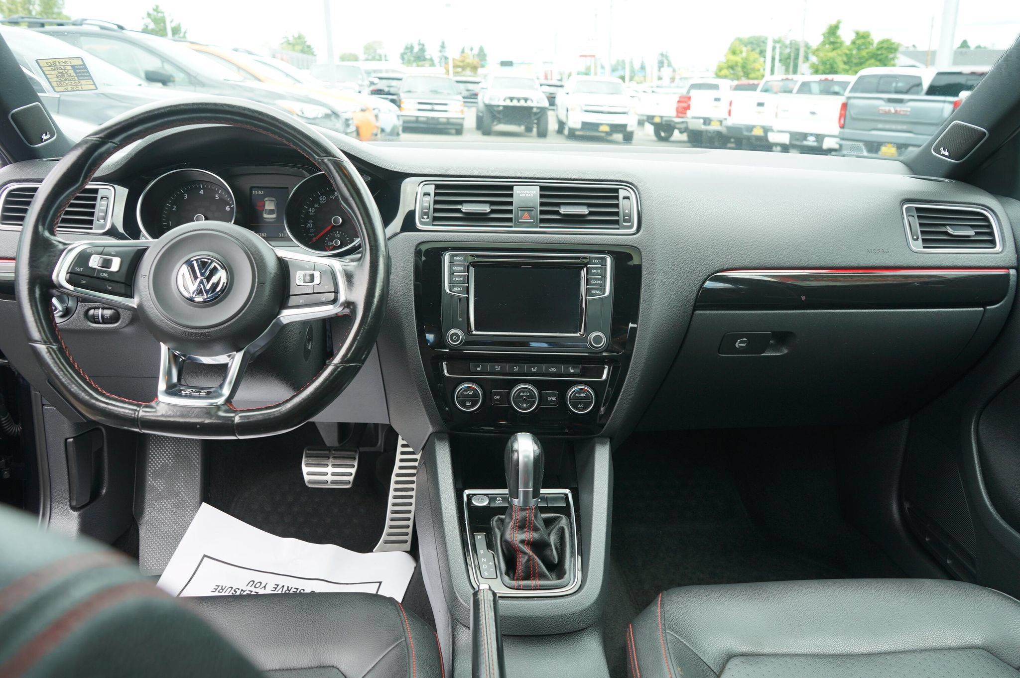 Used 2016 Volkswagen Jetta GLI SE FWD image 15