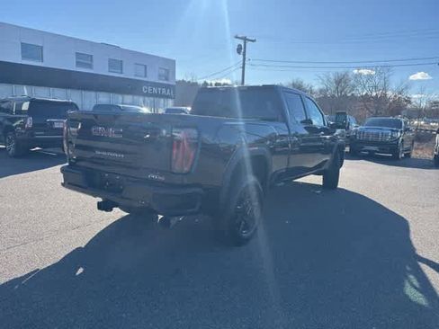 New 2026 GMC Sierra 2500 AT4 w/ AT4 Premium Plus Package image 7