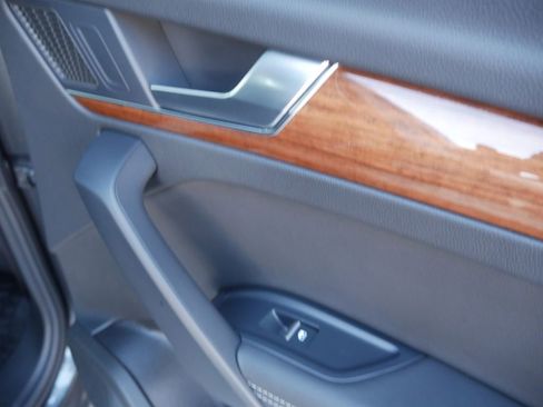 Certified 2023 Audi Q5 2.0T Premium Plus w/ Premium Plus Package image 34