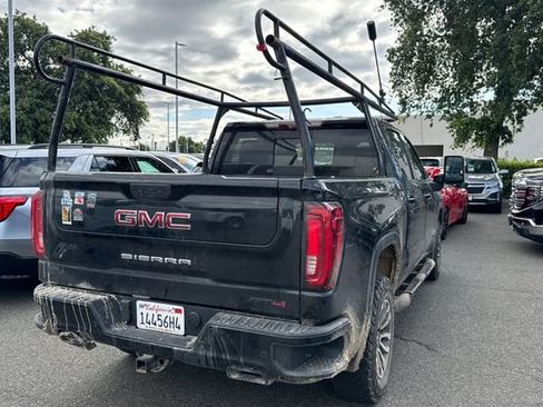 Used 2020 GMC Sierra 1500 AT4 w/ AT4 Premium Package AWD/4WD image 4