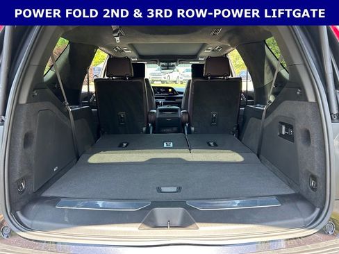 Used 2022 Cadillac Escalade Premium Luxury Platinum RWD image 20