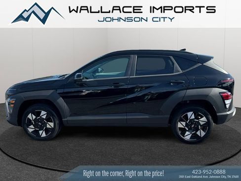 Used 2025 Hyundai Kona SEL AWD/4WD image 1