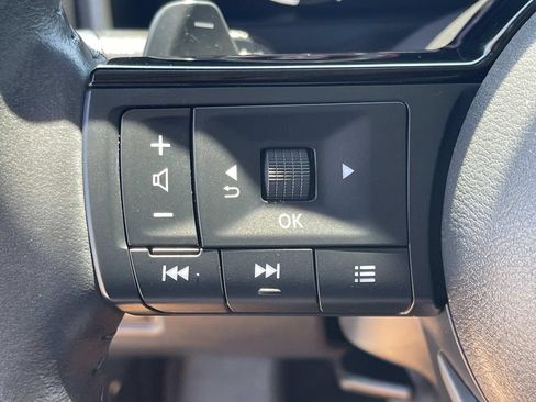 Used 2023 Nissan Rogue Platinum FWD image 50