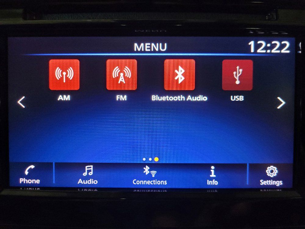 Used 2018 Nissan Rogue SV FWD image 25