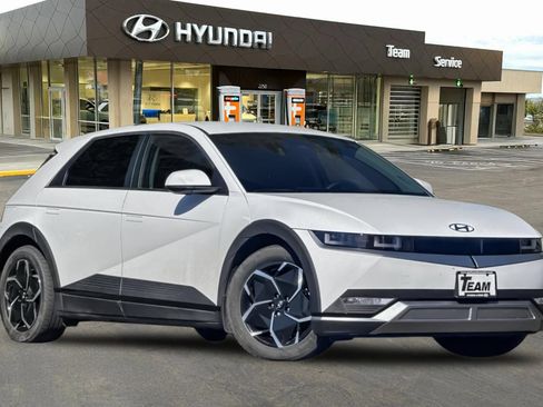 Certified 2024 Hyundai Ioniq 5 SE AWD/4WD image 2