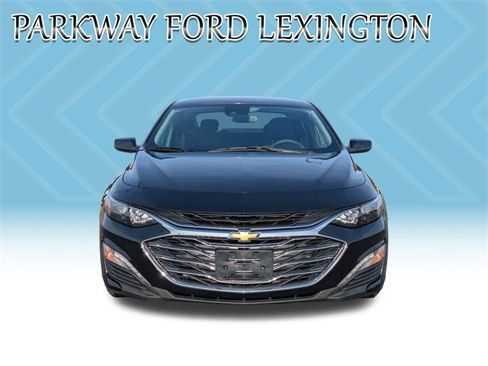 Used 2023 Chevrolet Malibu LT image 2