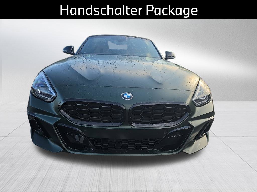 Certified 2025 BMW Z4 M40i w/ Edition RWD image 5