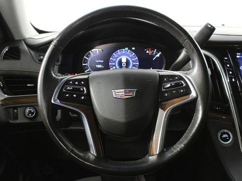Used 2020 Cadillac Escalade ESV Luxury AWD/4WD image 13