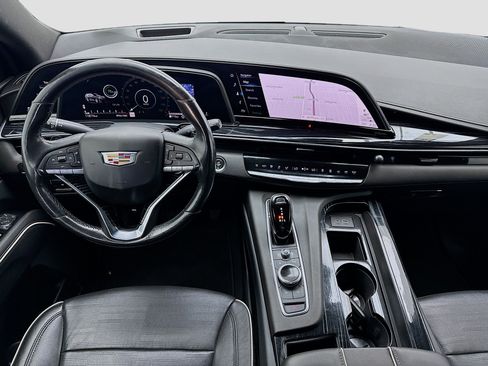 Used 2021 Cadillac Escalade ESV Sport image 15