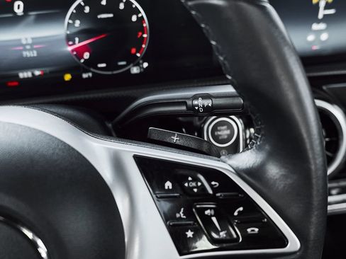 Used 2025 Mercedes-Benz CLA 250 4MATIC image 38