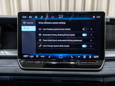 New 2026 Volkswagen Tiguan SE AWD/4WD image 22