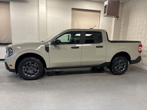 New 2025 Ford Maverick XLT w/ XLT Luxury Package image 14