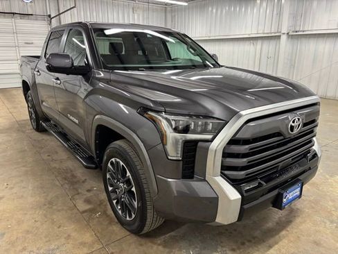 Used 2024 Toyota Tundra Limited AWD/4WD image 1