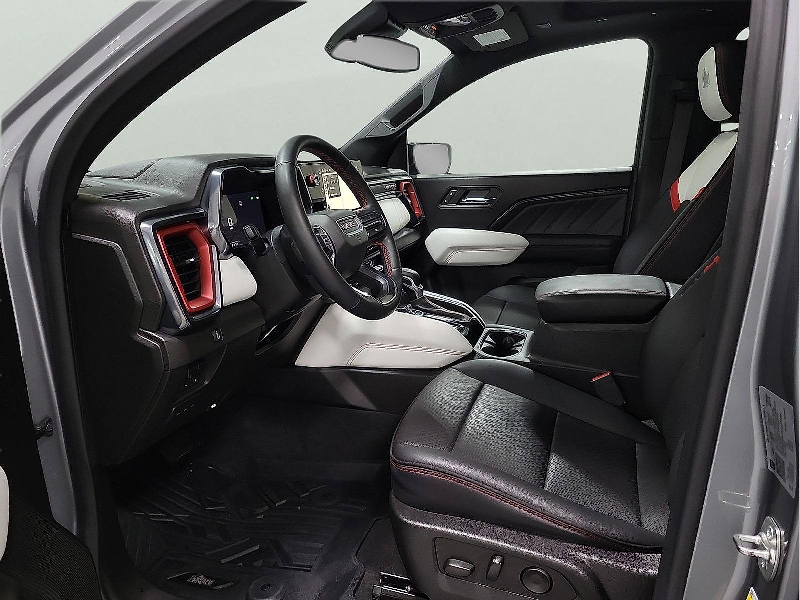 Used 2024 GMC Canyon AT4X w/ AT4X AEV Edition AWD/4WD image 11