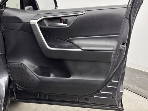 Used 2023 Toyota RAV4 SE w/ SE Grade Weather Package image 32