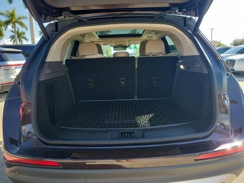 Certified 2023 Lincoln Corsair AWD w/ Equipment Group 101A image 12