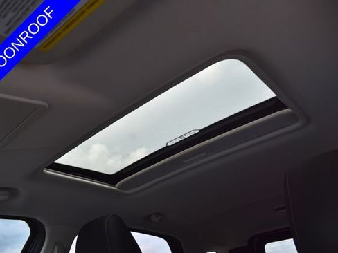 Used 2020 Ford EcoSport SE w/ SE Convenience Package FWD image 8