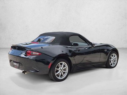 Used 2016 MAZDA MX-5 Miata Sport RWD image 5