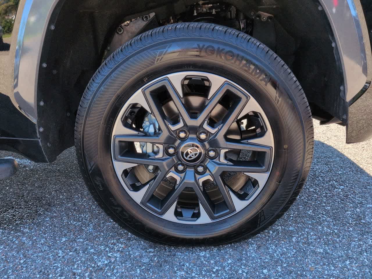 Certified 2026 Toyota Tundra Limited AWD/4WD image 11