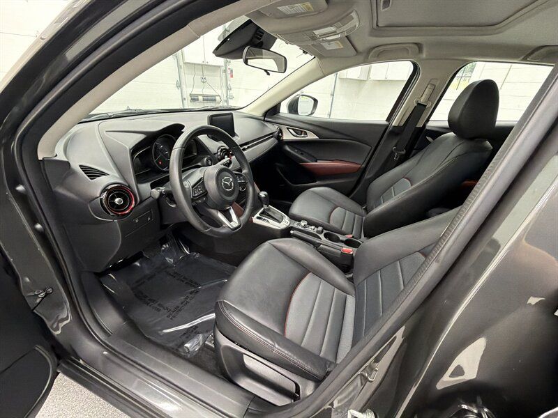 Used 2018 MAZDA CX-3 Touring w/ Preferred Equipment Package AWD/4WD image 9